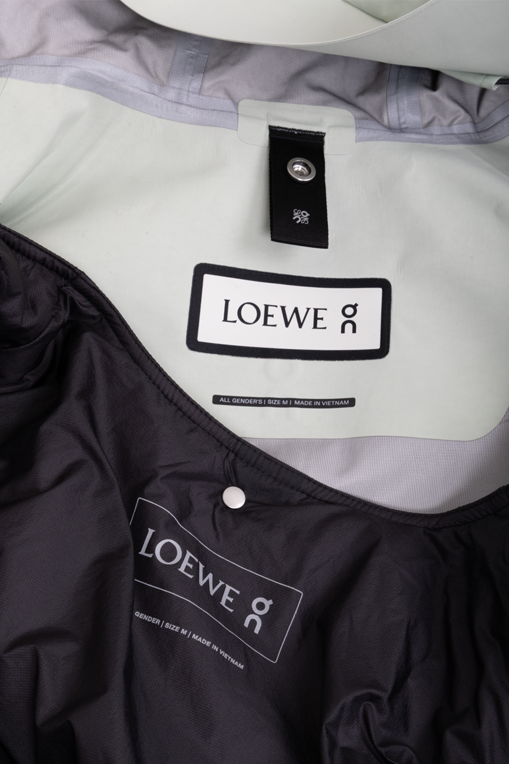 LOEWE x On Rain Parka Bleu Clair