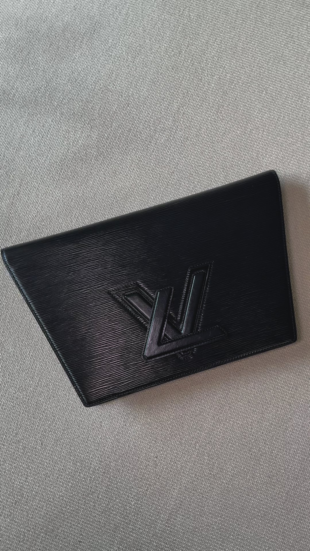 LOUIS VUITTON LV Trapeze Clutch Epi Black