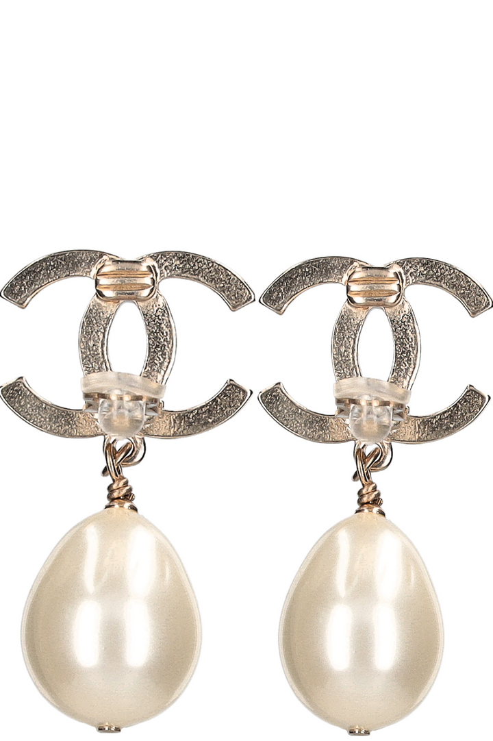 CHANEL Pearl Drop Earclips 12A