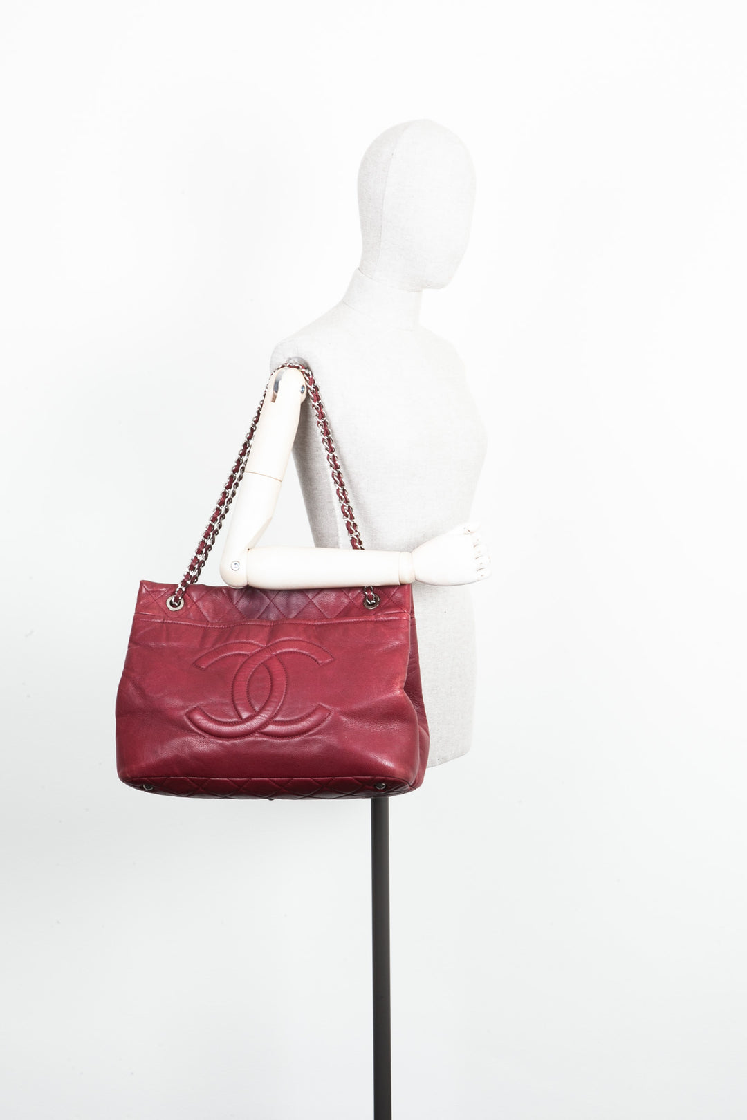 CHANEL Timeless CC Cabas Souple Bordeaux