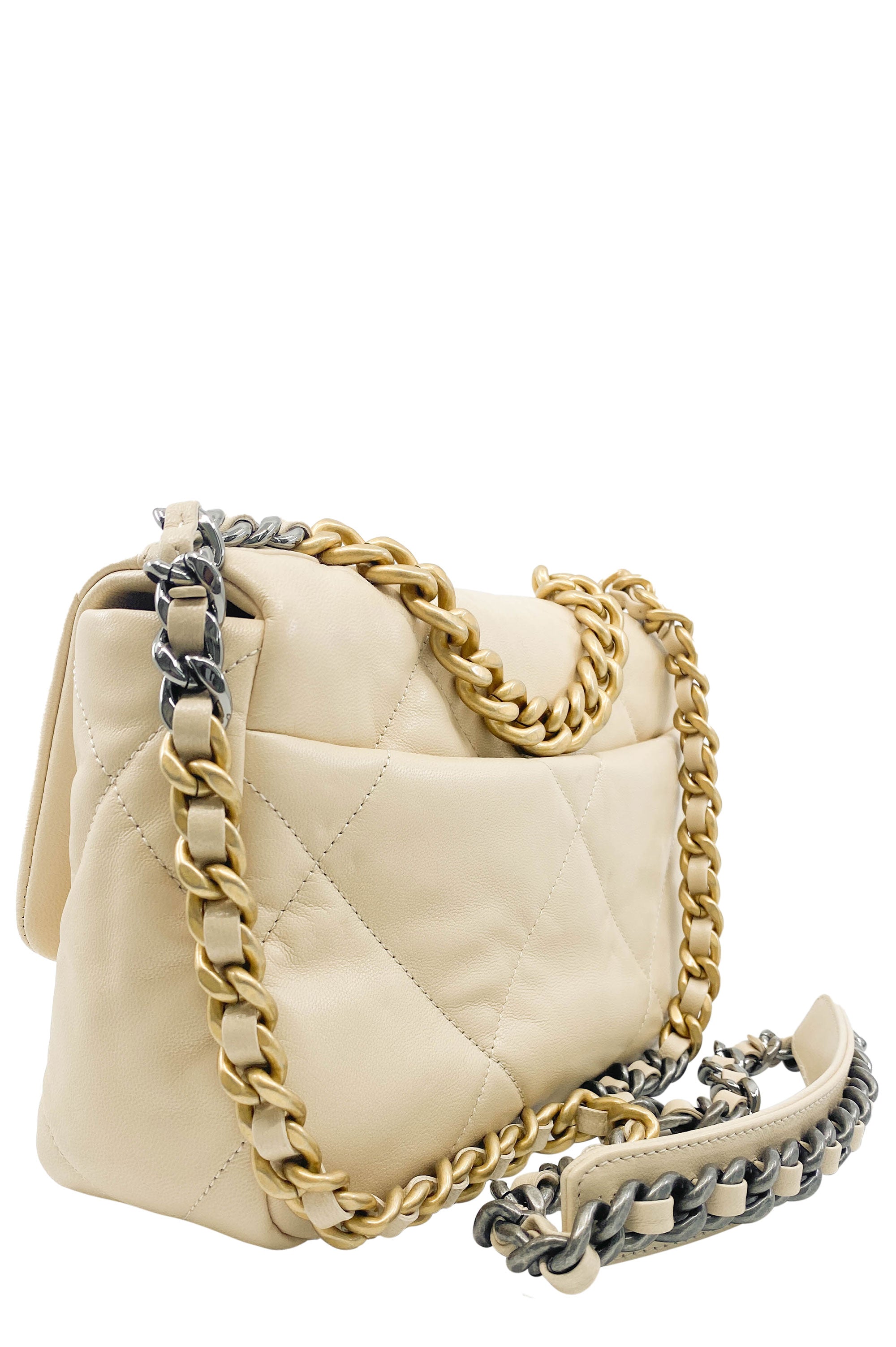 Chanel 19 light online beige